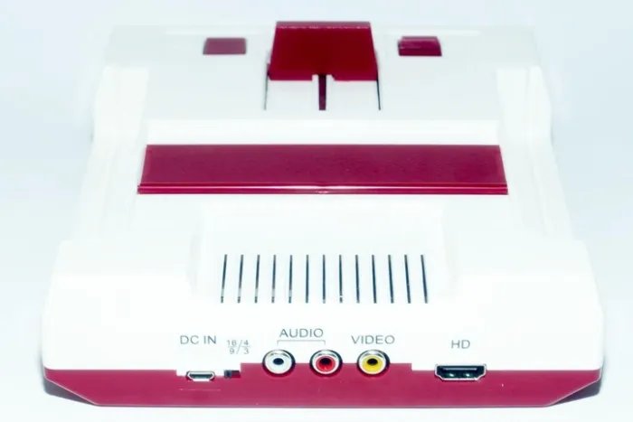 Игровая приставка Денди Джуниор 8 бит HD88 (+Battletoads 1+2: Double Dragon. HDMI, беспроводные джойстики, NTSC, поддержка картриджей Dendy)