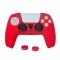 Силиконовый защитный красный чехол и накладки на стики (thumb grips) DOBE для геймпада DualSense консоли Sony PlayStation 5 (PS5 / PS5 Digital Edition)