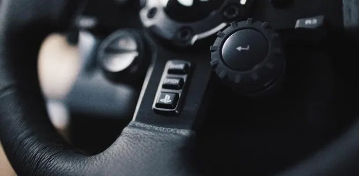 Проводной руль Logitech G923 Racing Wheel and Pedals for PS4 and PC (941-000149)