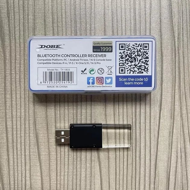 USB Bluetooth 5.0 адаптер-ресивер DOBE для геймпада DualSense консоли Sony PlayStation 5 (PS5 / PS5 Digital Edition), DualShock PS4 PRO / Slim / Fat, Microsoft Wireless Controller Xbox One / S / X, Nintendo Switch Pro