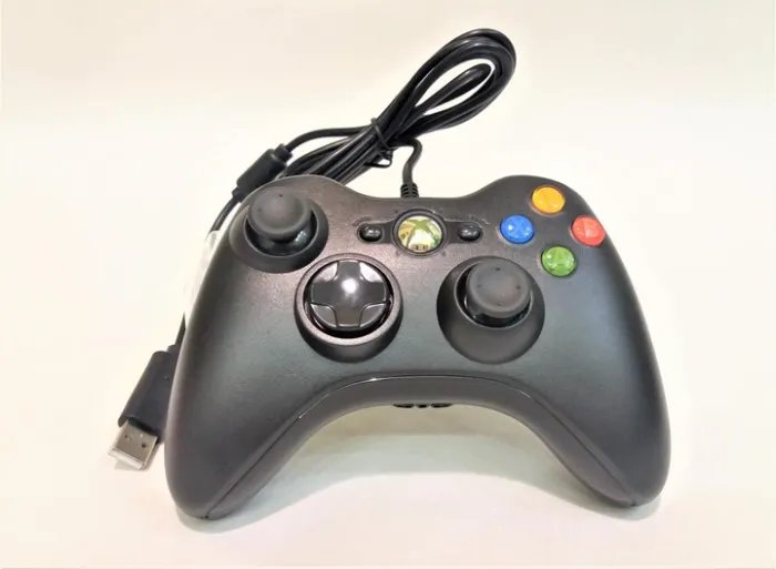 Джойстик геймпад XPRO игровой для хВох 360 и ПК проводной черний