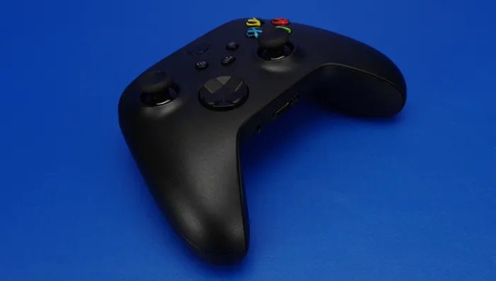 Геймпад Microsoft Xbox Series X | S Wireless Controller Carbon Black (XOA-0005, QAT-00001, QAT-00002)