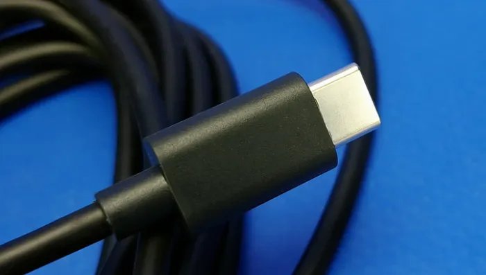 Аккумулятор Microsoft Xbox Series Play and Charge Kit + Кабель USB Type-C (SXW-00002) Black 2.7m