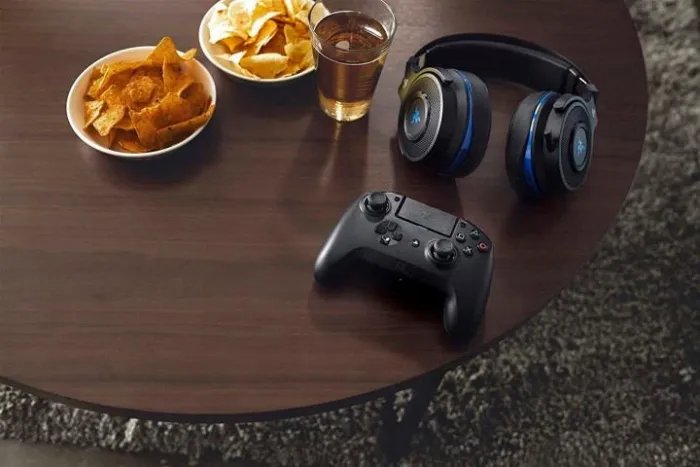 Геймпад беспроводной/проводной Razer Raiju Tournament Ed. (RZ06-02610400-R3G1)