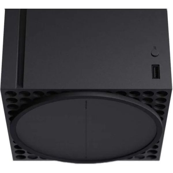 Microsoft Xbox Series X 1Tb + UFC 5 (английская версия) + доп. Wireless Controller with Bluetooth (Carbon Black)