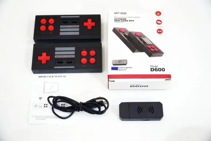 Игровая приставка Dendy HDMI с беспроводными джойстиками + 600 игр