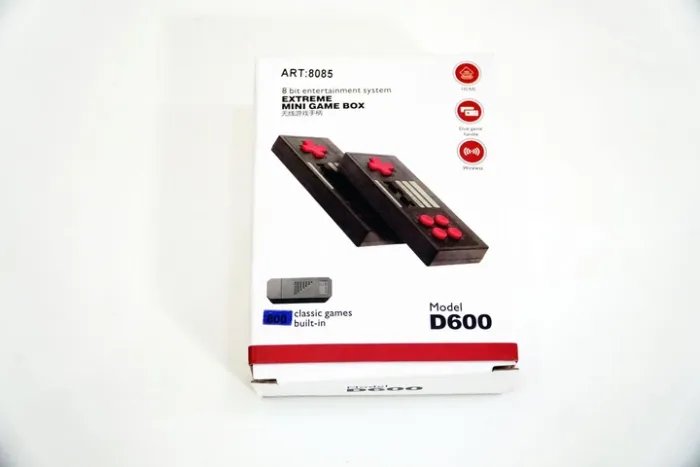 Игровая приставка Dendy HDMI с беспроводными джойстиками + 600 игр