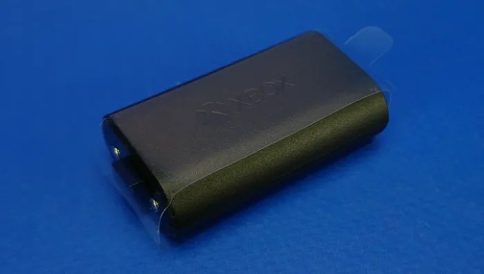 Набор Геймпад Беспроводной Microsoft Xbox Series Controller (XOA-0005, QAT-00001, QAT-00002) Carbon Black + Аккумулятор Play and Charge Kit + Кабель USB Type-C